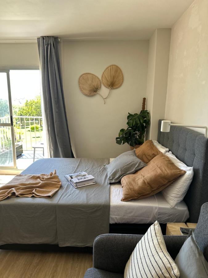Minerva Estudio Suite La Biznaga , Beach And Pool Benalmadena Bagian luar foto